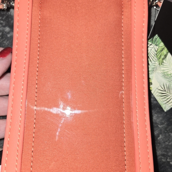 Coral Quilted Crossbody Phone Bag - Picture 4 of 7